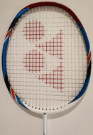 SALE Yonex ArcSaber FD White/Blue/Red (occasion)